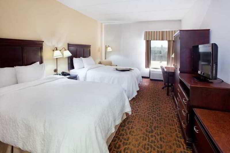 Hampton Inn Commerce Ngoại thất bức ảnh