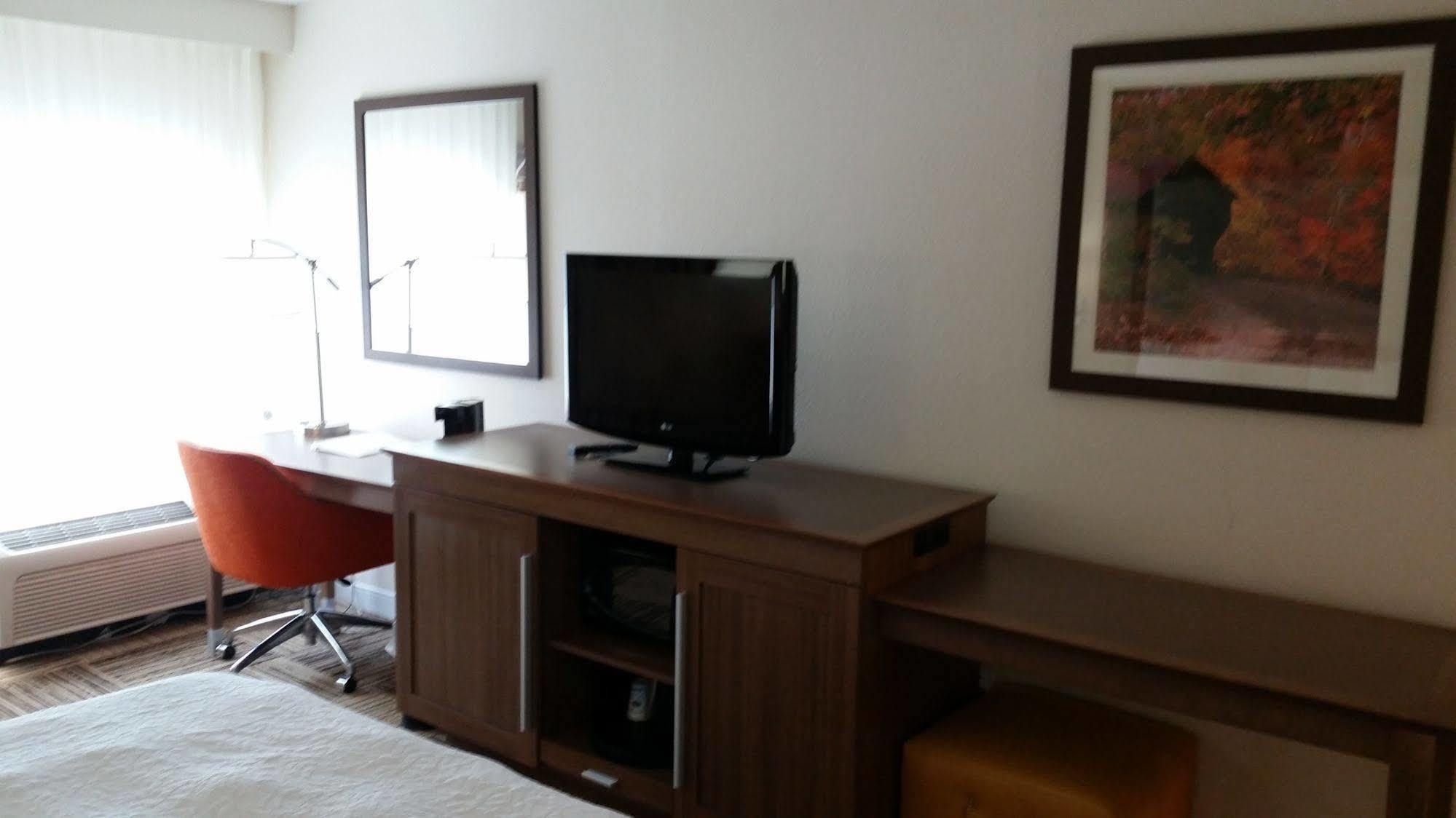 Hampton Inn Commerce Ngoại thất bức ảnh